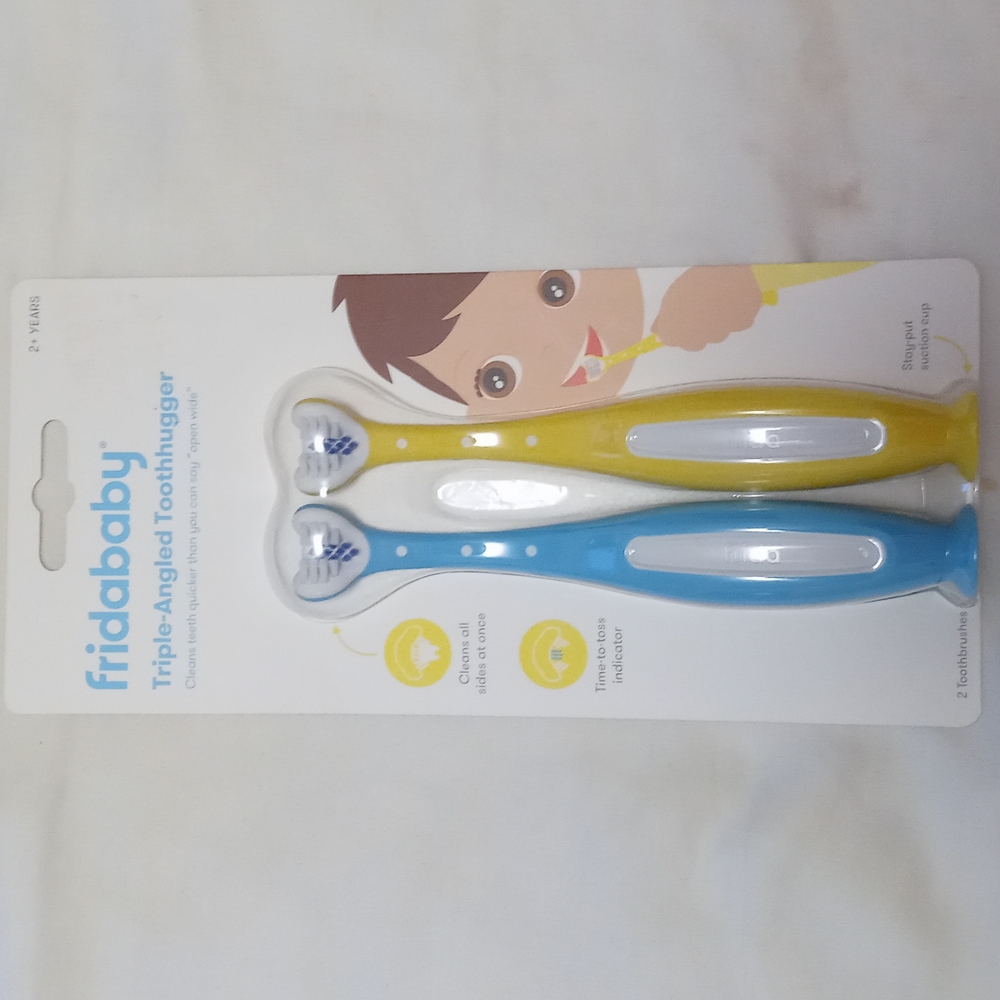 Fridababy Triple-Angled Toothhugger
